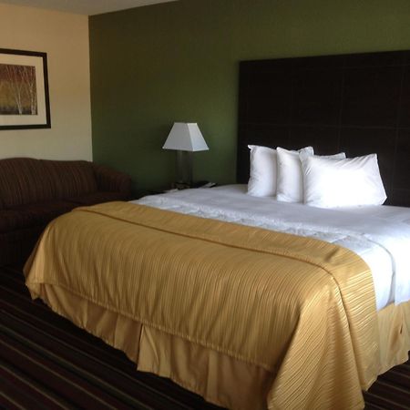 Quality Inn & Suites Horse Cave Экстерьер фото