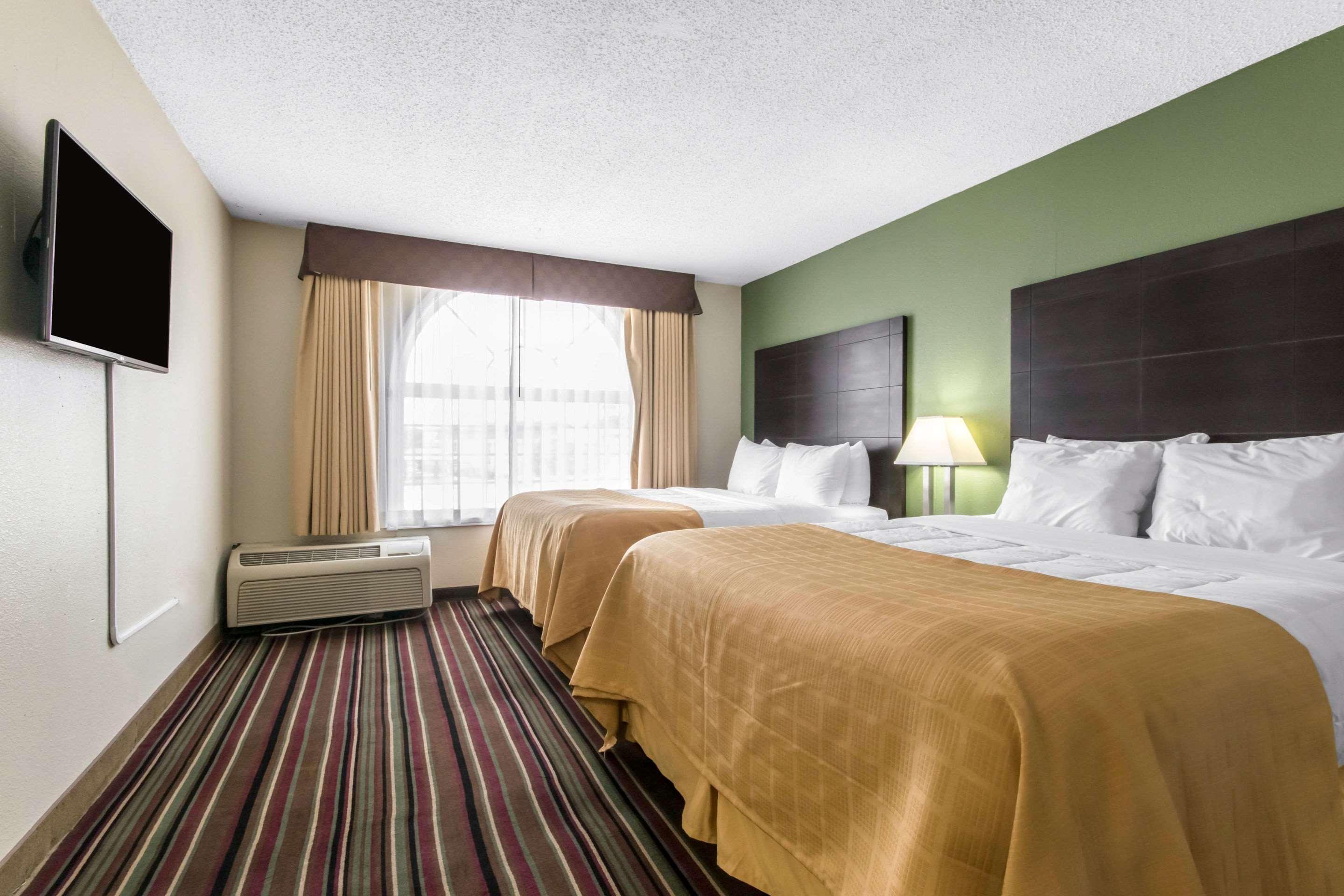 Quality Inn & Suites Horse Cave Экстерьер фото