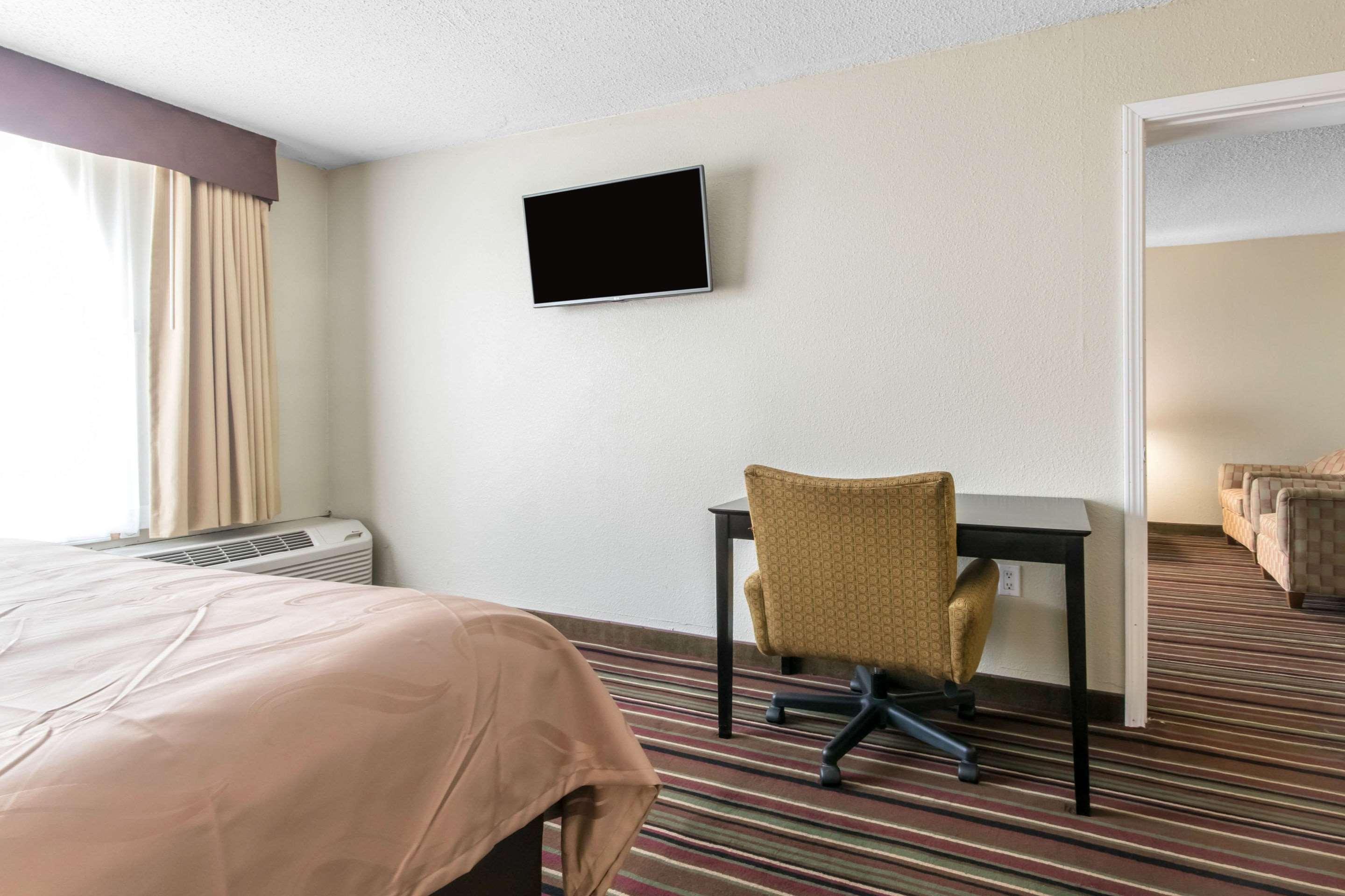 Quality Inn & Suites Horse Cave Экстерьер фото