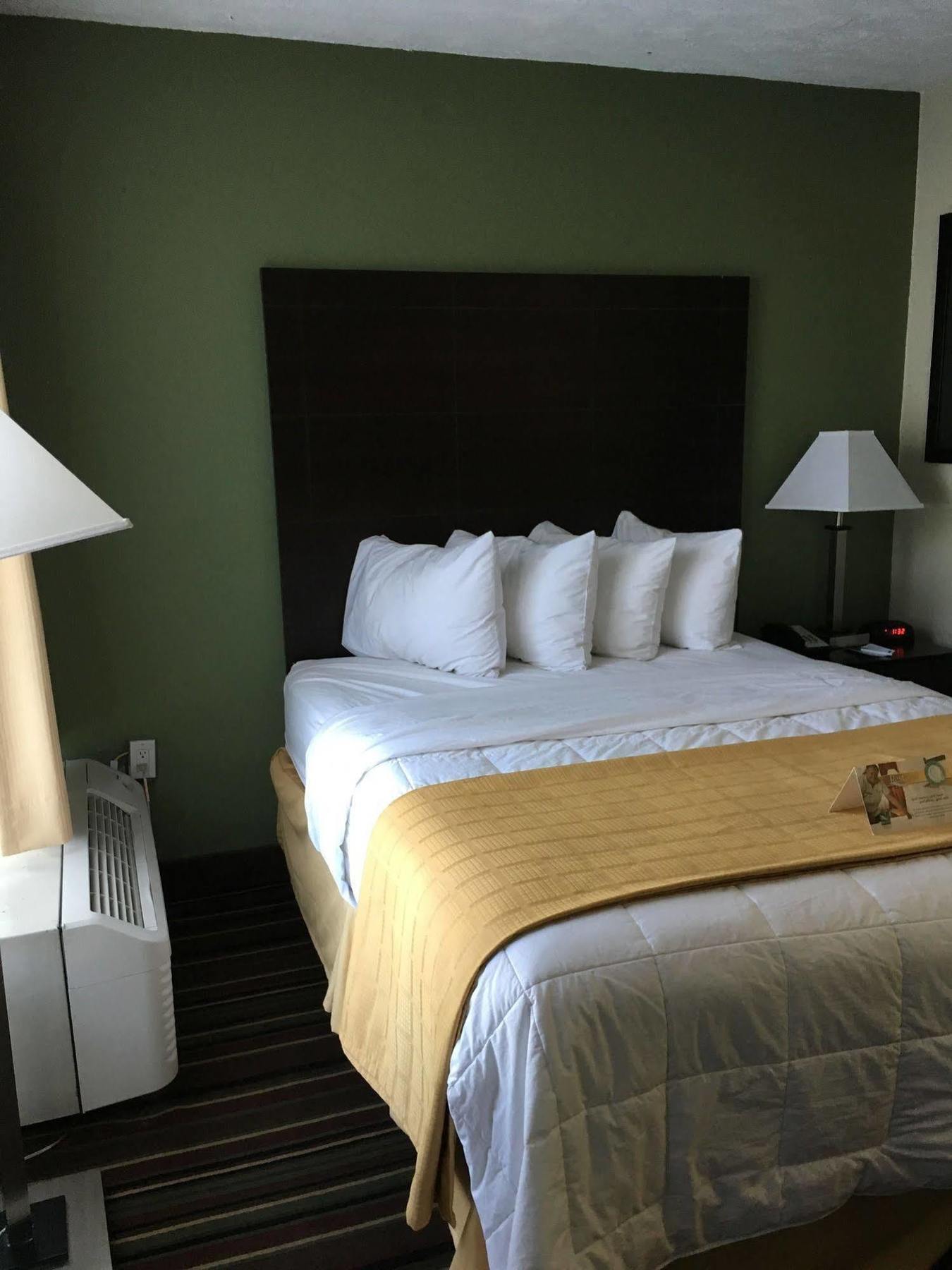 Quality Inn & Suites Horse Cave Экстерьер фото